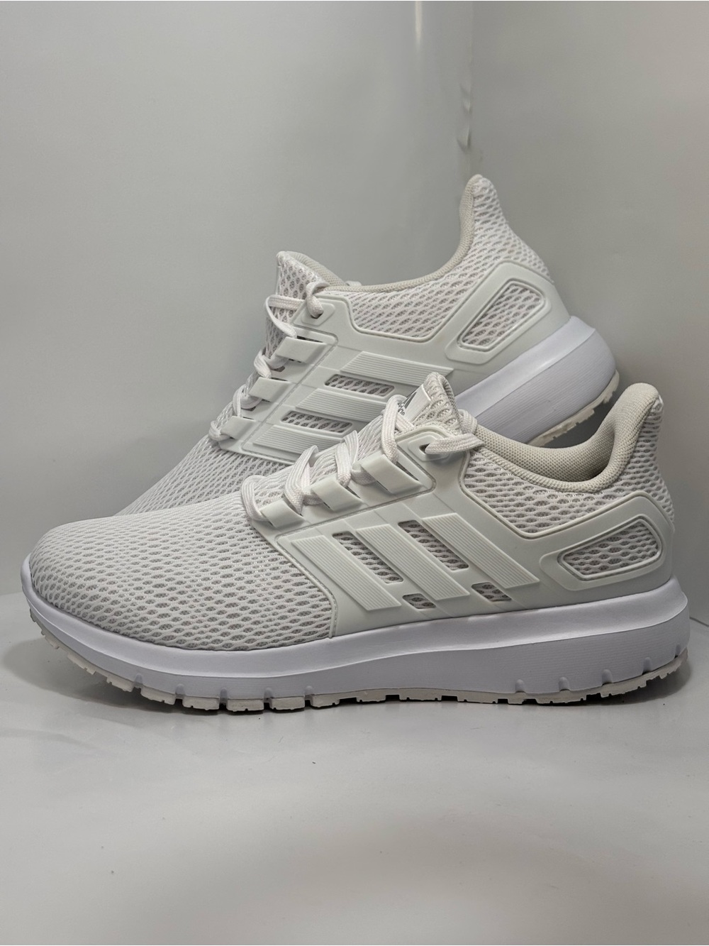 Adidas Ultimashow Women's Size 8.5 Cloud White Running Shoes Sneakers FX3637